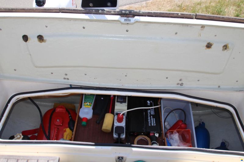 Bavaria 606