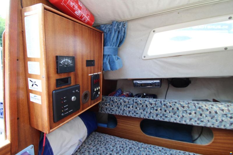 Bavaria 606