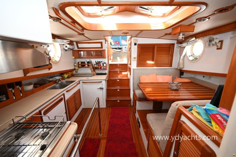 Seahorse Marine Diesel Duck 44 Trawler Motorsailer