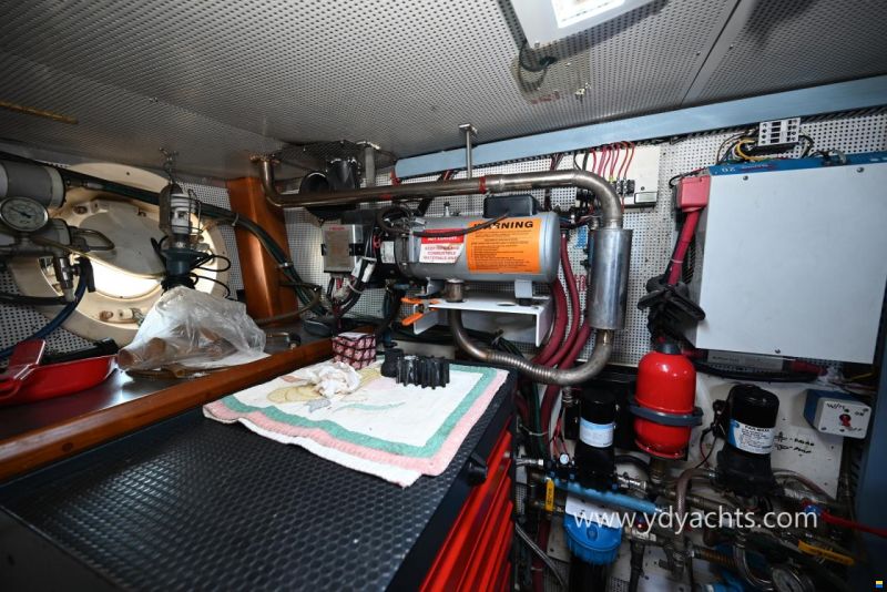 Seahorse Marine Diesel Duck 44 Trawler Motorsailer
