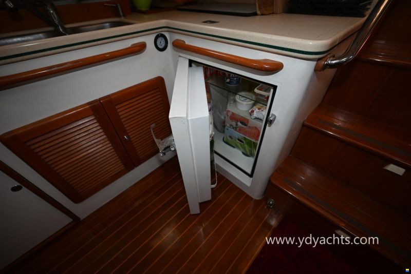 Seahorse Marine Diesel Duck 44 Trawler Motorsailer