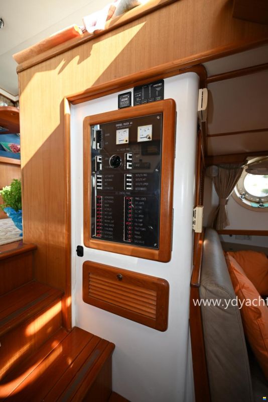 Seahorse Marine Diesel Duck 44 Trawler Motorsailer
