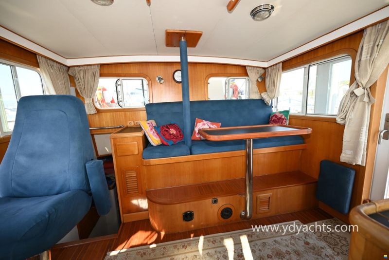 Seahorse Marine Diesel Duck 44 Trawler Motorsailer