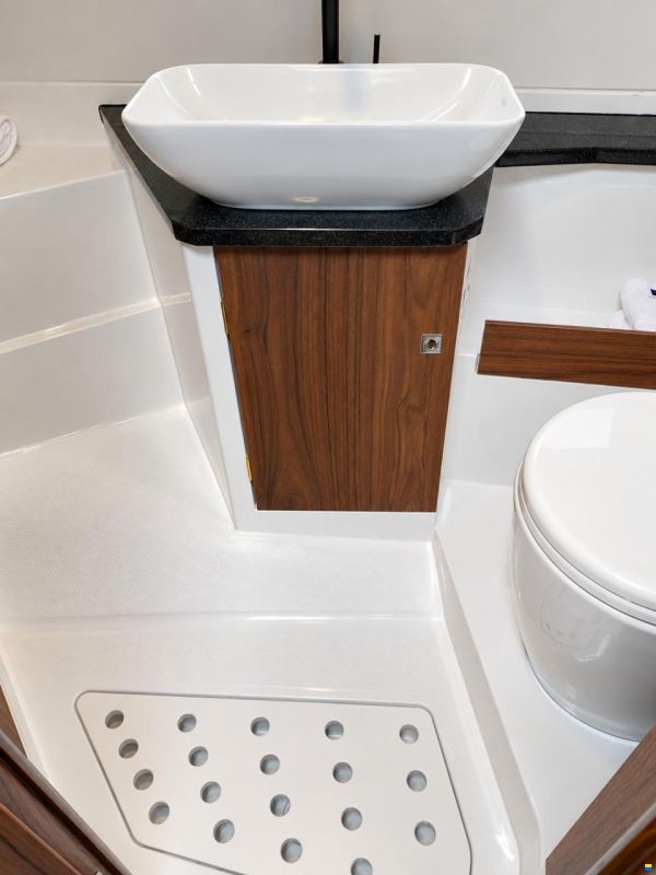 Nautic 880