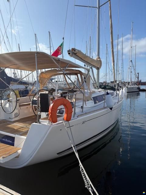 Dufour 380