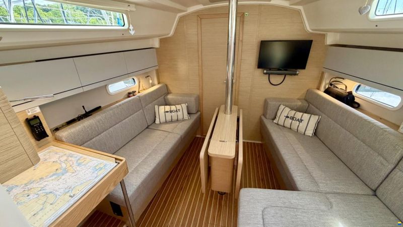 Hanse 348