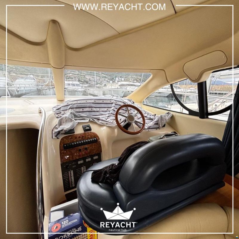 Azimut 39 Fly