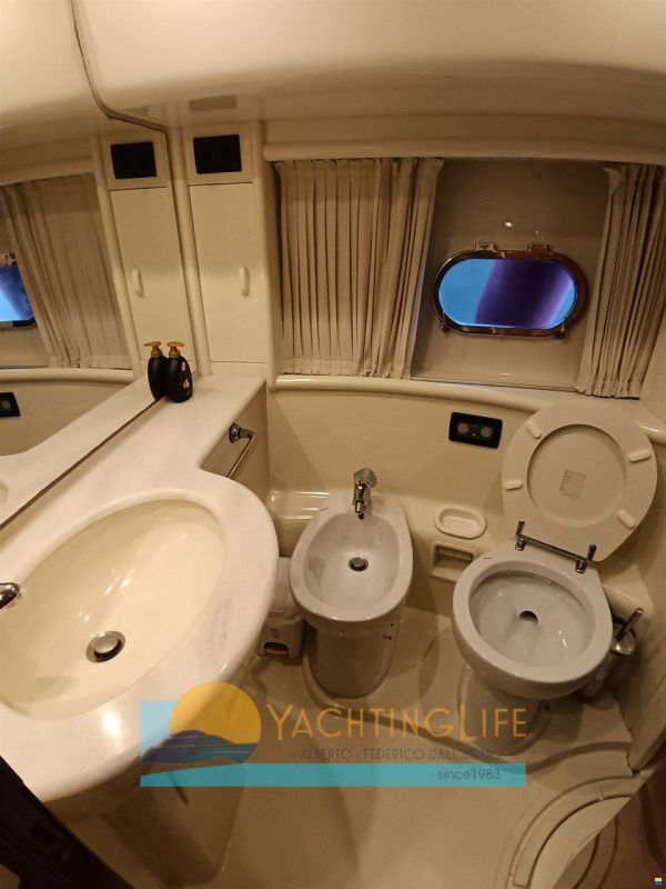 Ferretti 620