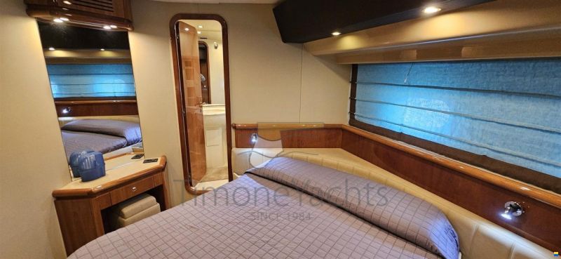 Ferretti 620