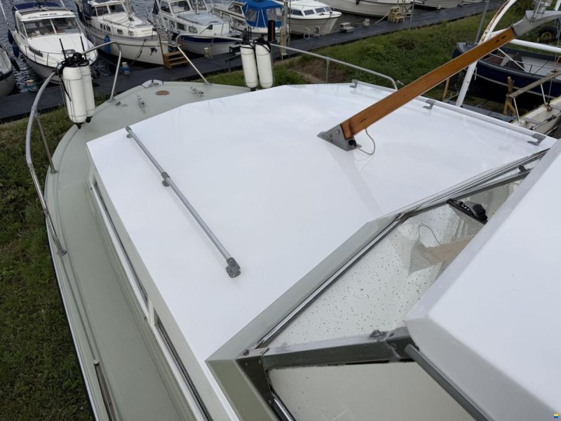 Coronet 27