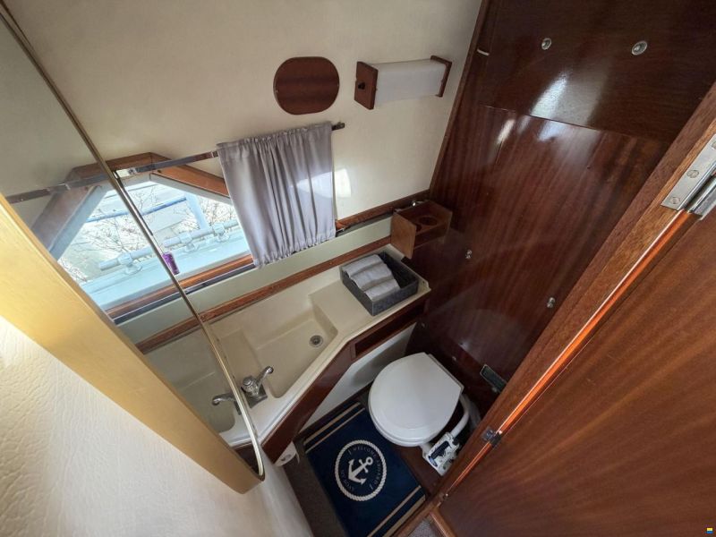 Coronet 27