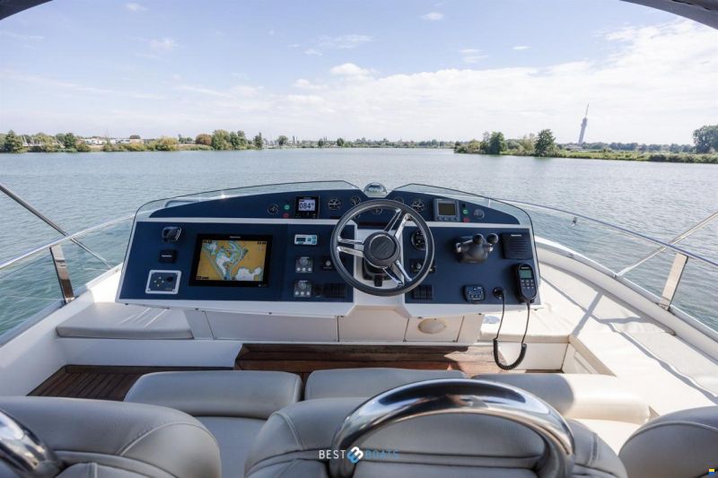 Fairline 58 Squadron