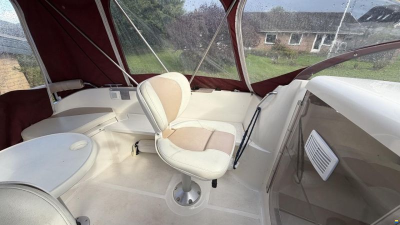 Quicksilver 470