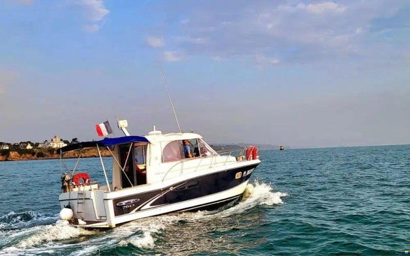 Beneteau Antares 760