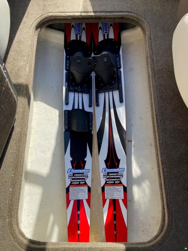 Bayliner 170 BR m/Mercury F115 hk EFI og Brenderu