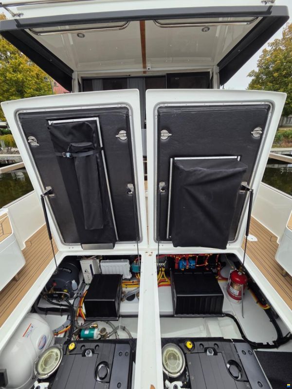 Targa 37+