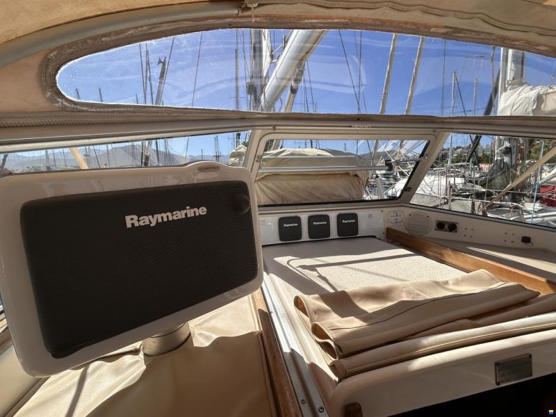 Hallberg-Rassy HR 42F MK II