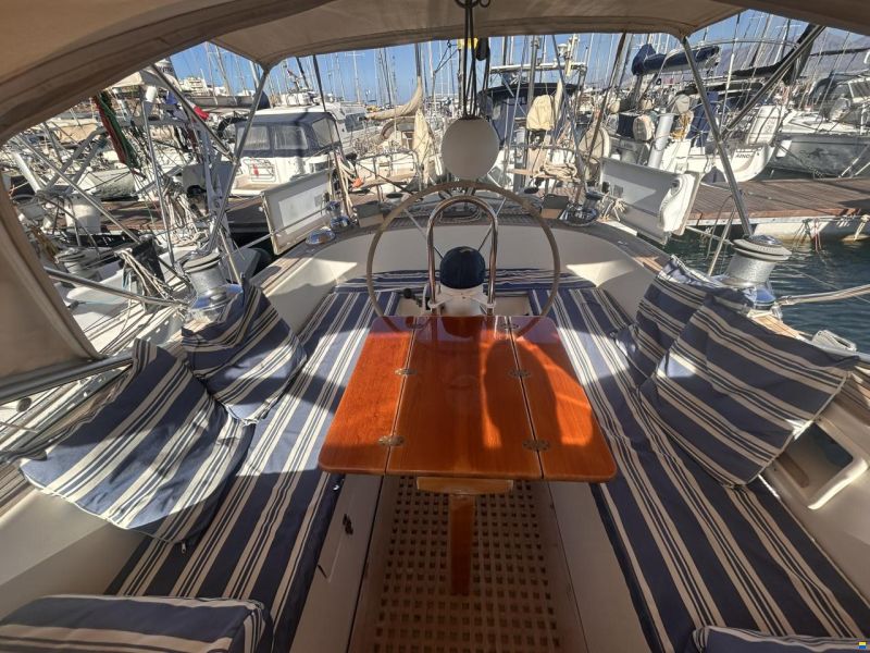 Hallberg-Rassy HR 42F MK II