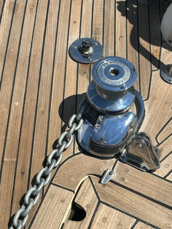Hallberg-Rassy HR 42F MK II