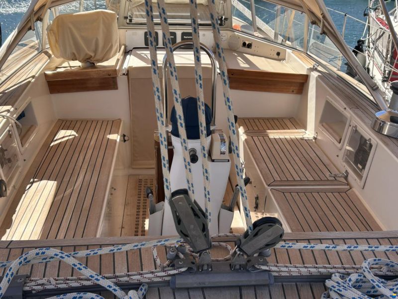 Hallberg-Rassy HR 42F MK II