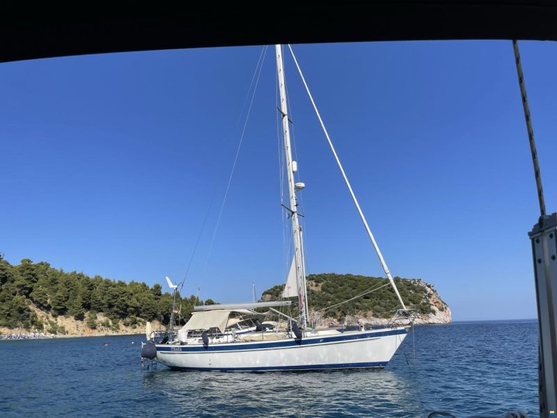 Hallberg-Rassy HR 42F MK II