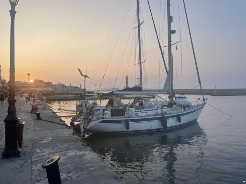 Hallberg-Rassy HR 42F MK II