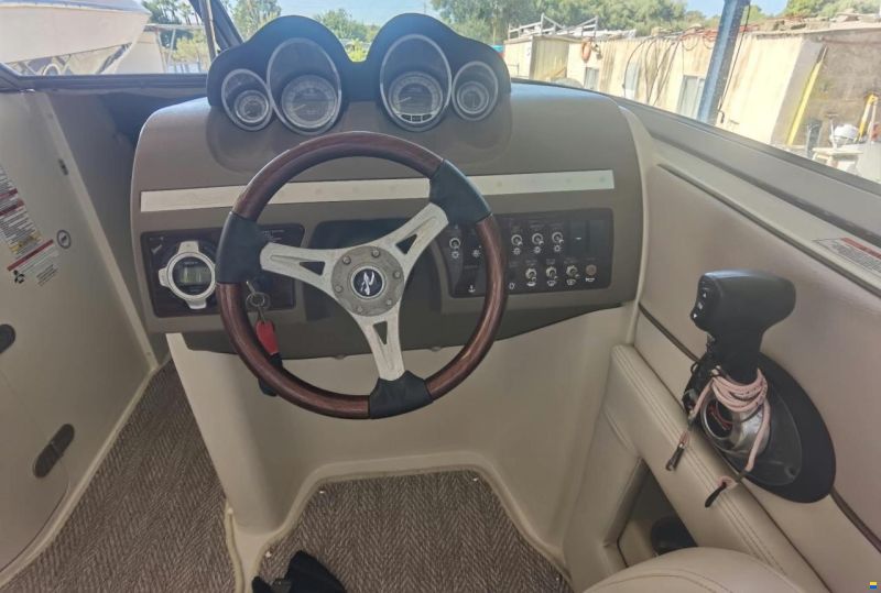Sea Ray 260 Sundeck