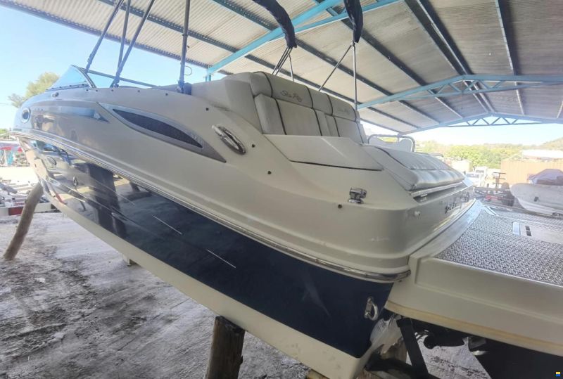Sea Ray 260 Sundeck