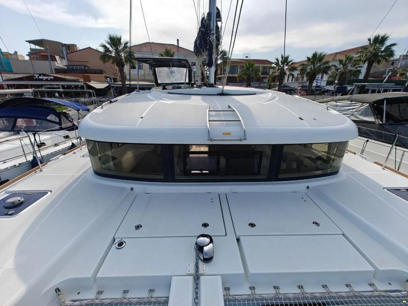 Lagoon 39