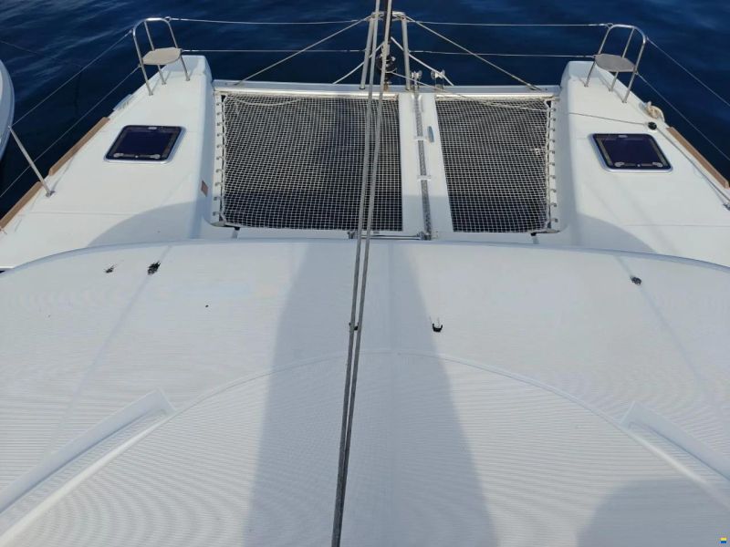 Lagoon 39