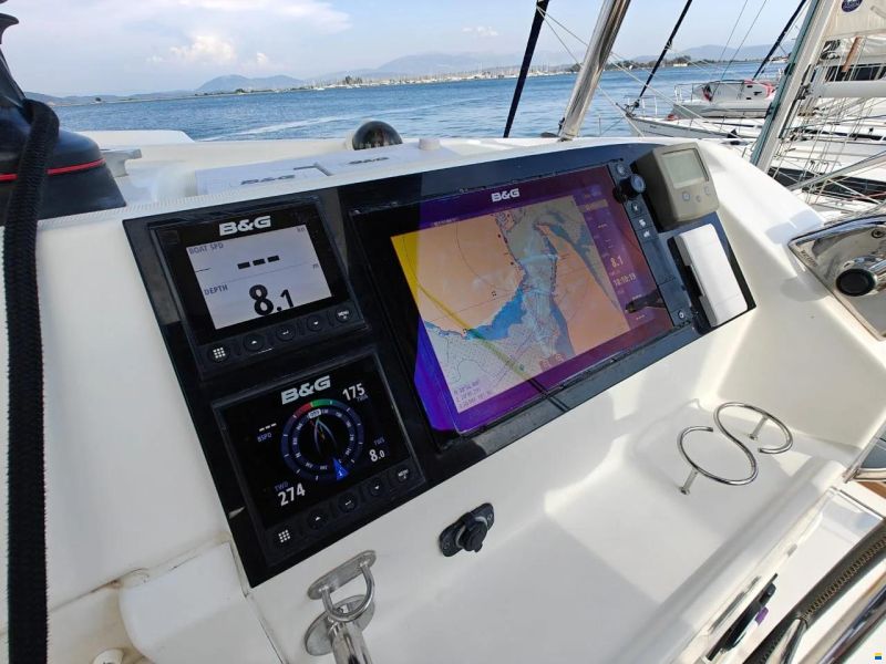 Lagoon 39