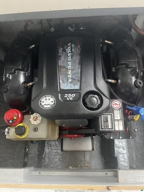Chris Craft NEUER MOTOR/ANTRIEB