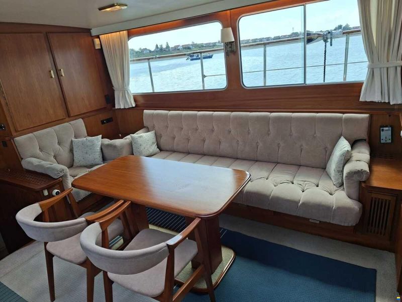 Super van Craft 1670
