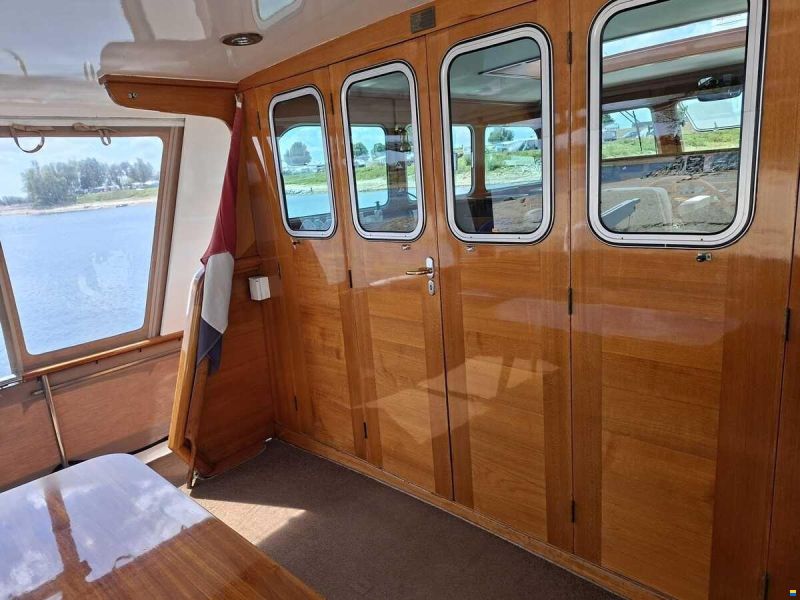 Super van Craft 1670