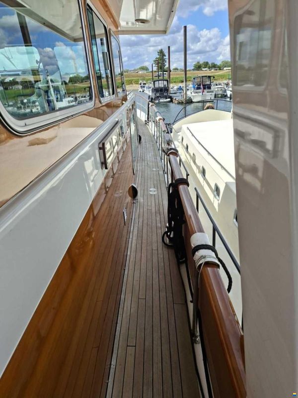 Super van Craft 1670