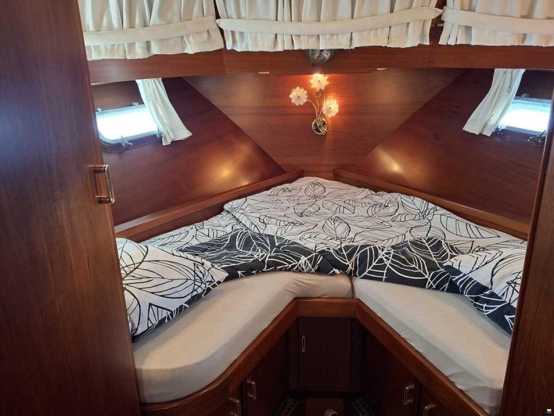 Super van Craft 1670