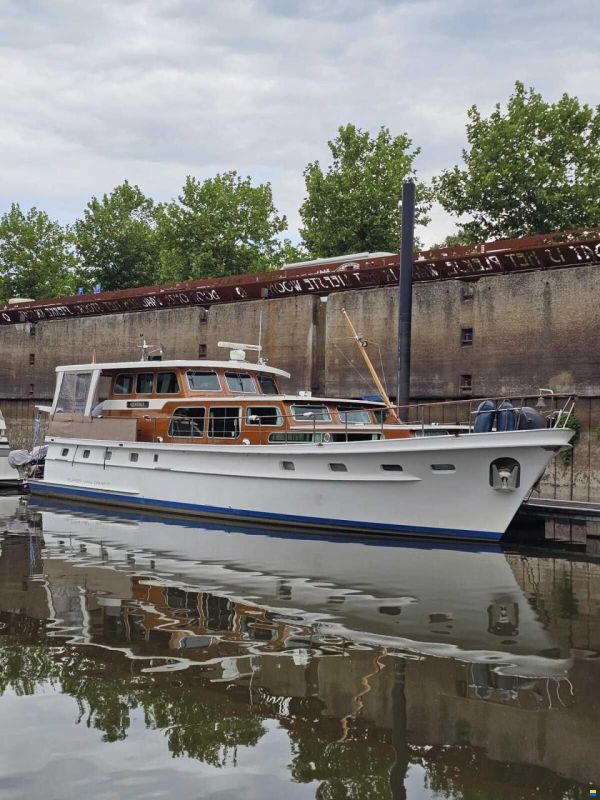 Super van Craft 1670