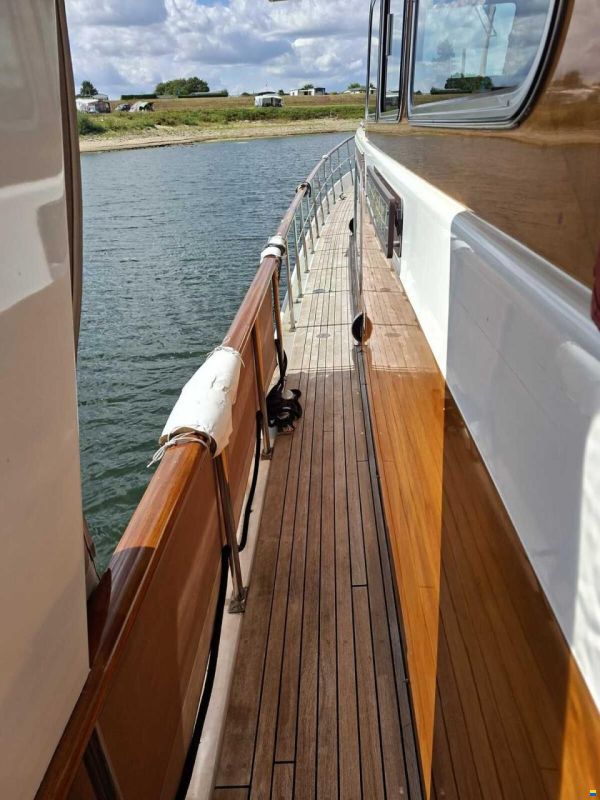 Super van Craft 1670