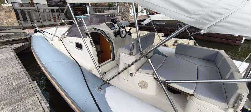 Zodiac NZ0 700 Cabin