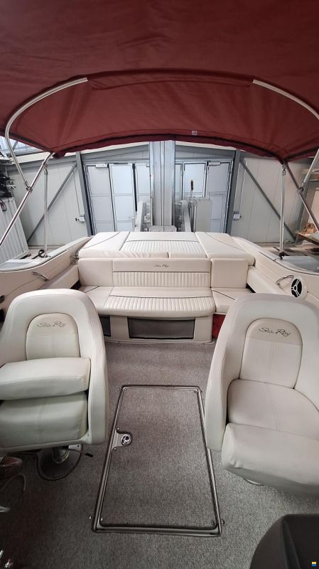 Sea Ray 230 select
