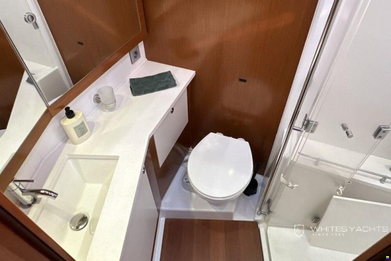 Beneteau Oceanis 58