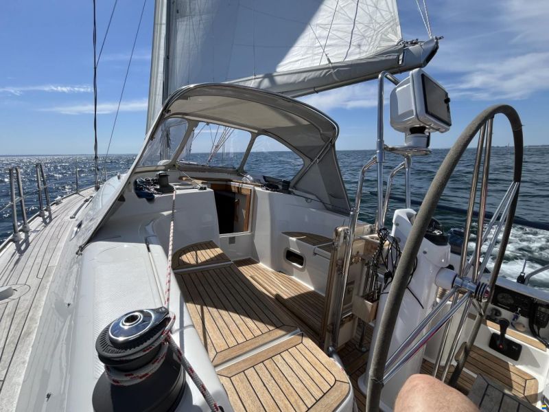 Hanse 370