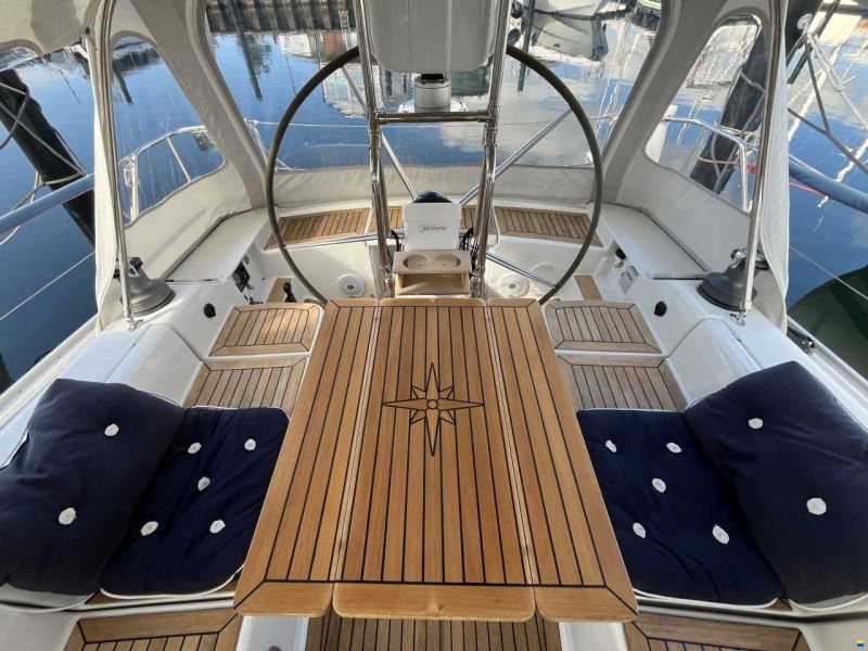 Hanse 370