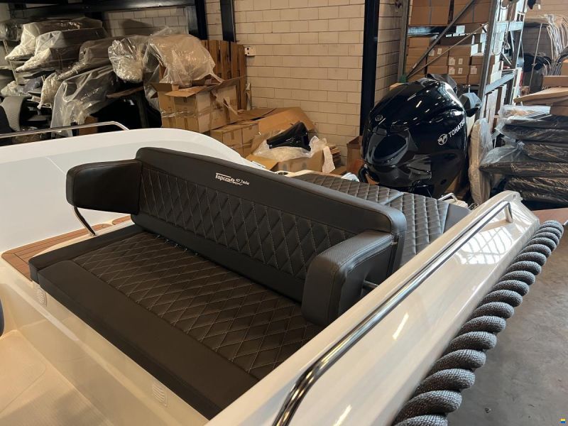 Topcraft 627 Tender