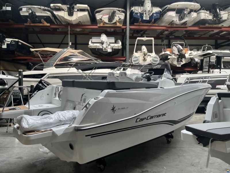 Jeanneau Cap Camarat 6.5 Center Console