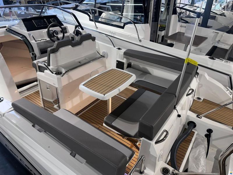 Jeanneau Cap Camarat 7.5 WA Serie 3