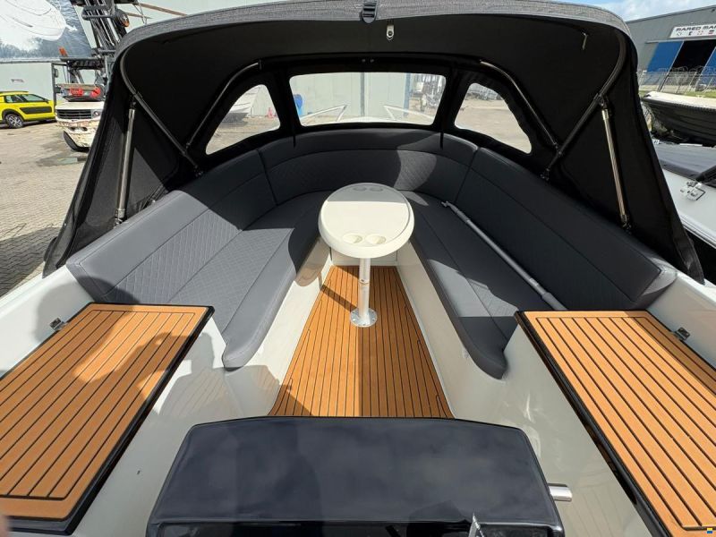 Clever 63 Tender
