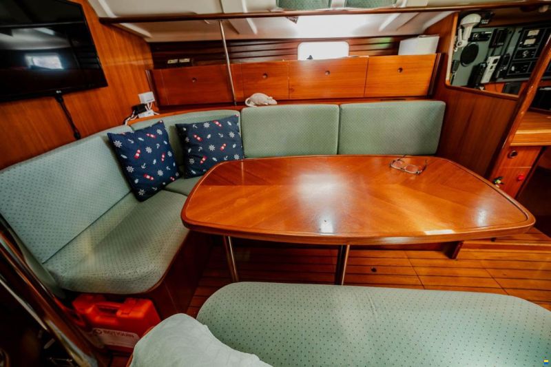 Beneteau Oceanis 400