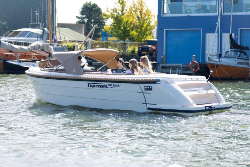 Topcraft 607 Tender