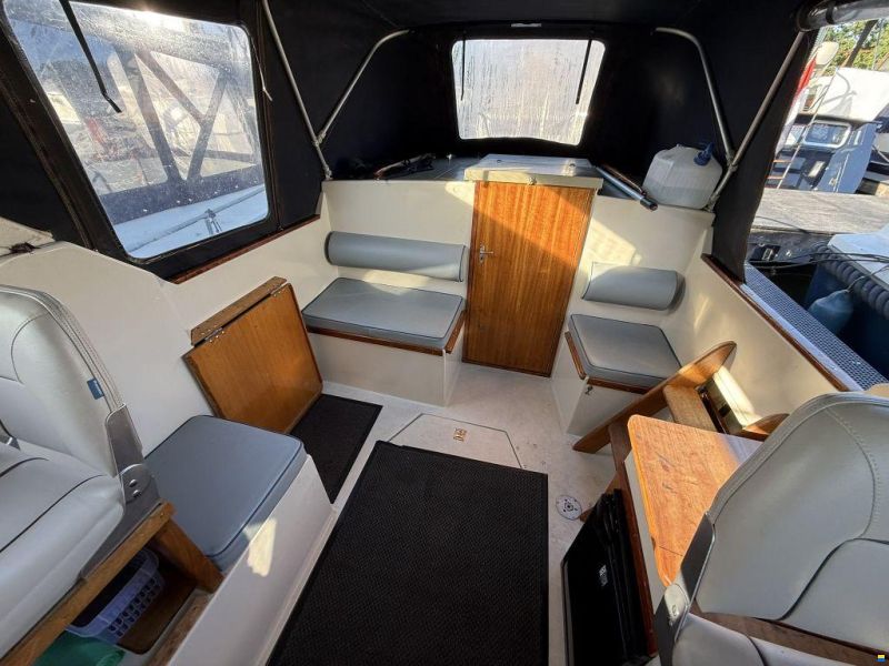Saga 27 AC